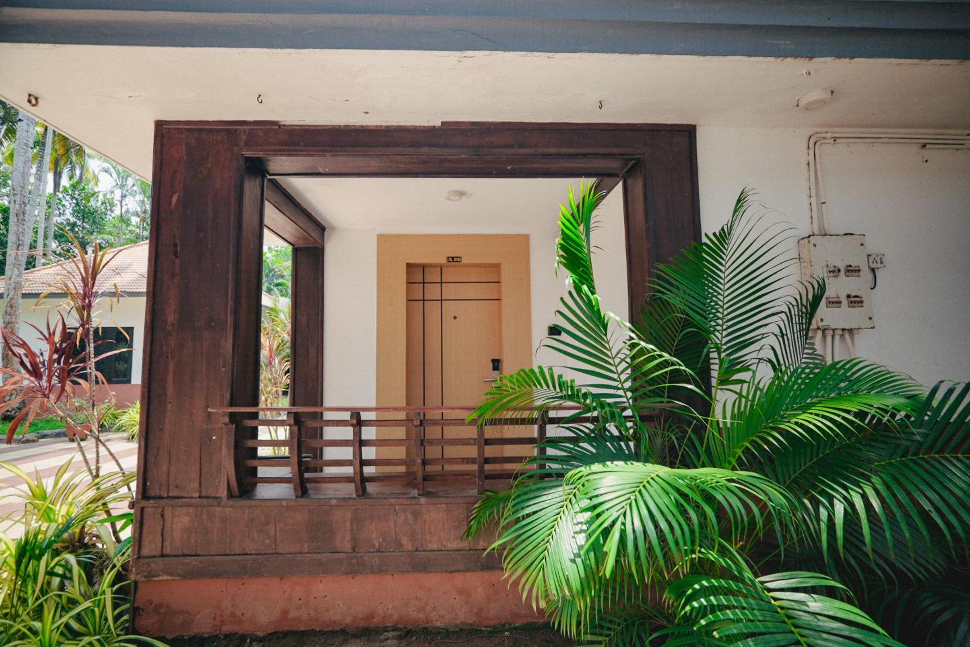 Raja Park Beach Resort Varkala Exterior photo